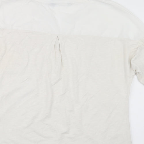 Preworn Womens White   Basic T-Shirt Size 10