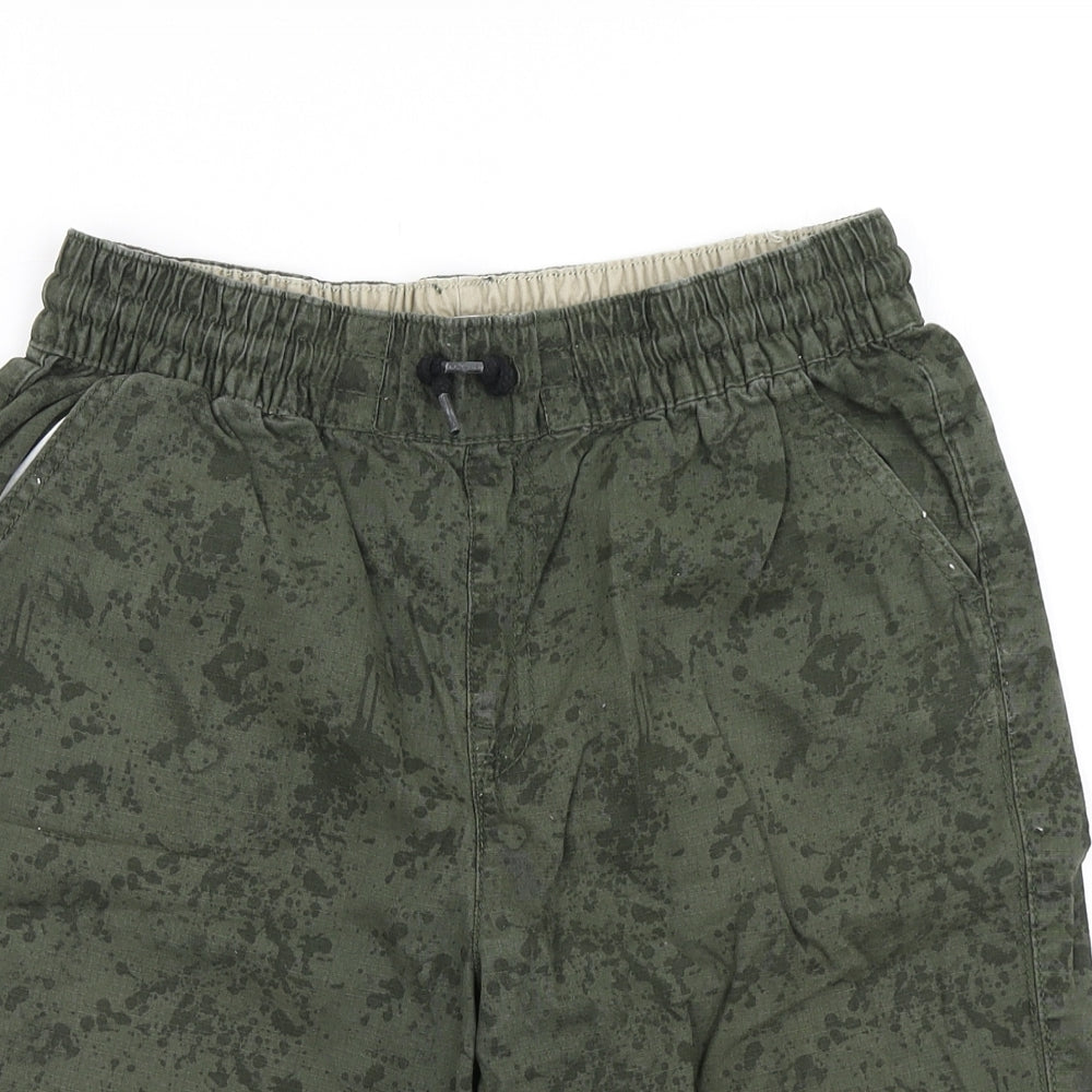 F&F Boys Green Camouflage  Cargo Shorts Size 13-14 Years