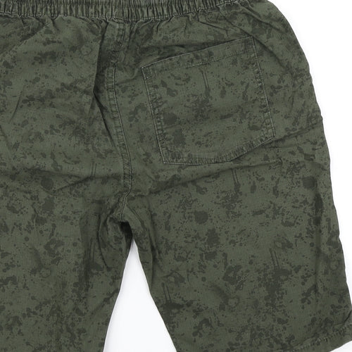 F&F Boys Green Camouflage  Cargo Shorts Size 13-14 Years