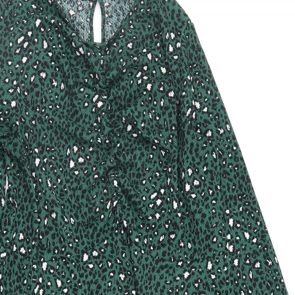 New Look Womens Green Animal Print  Fit & Flare  Size 18