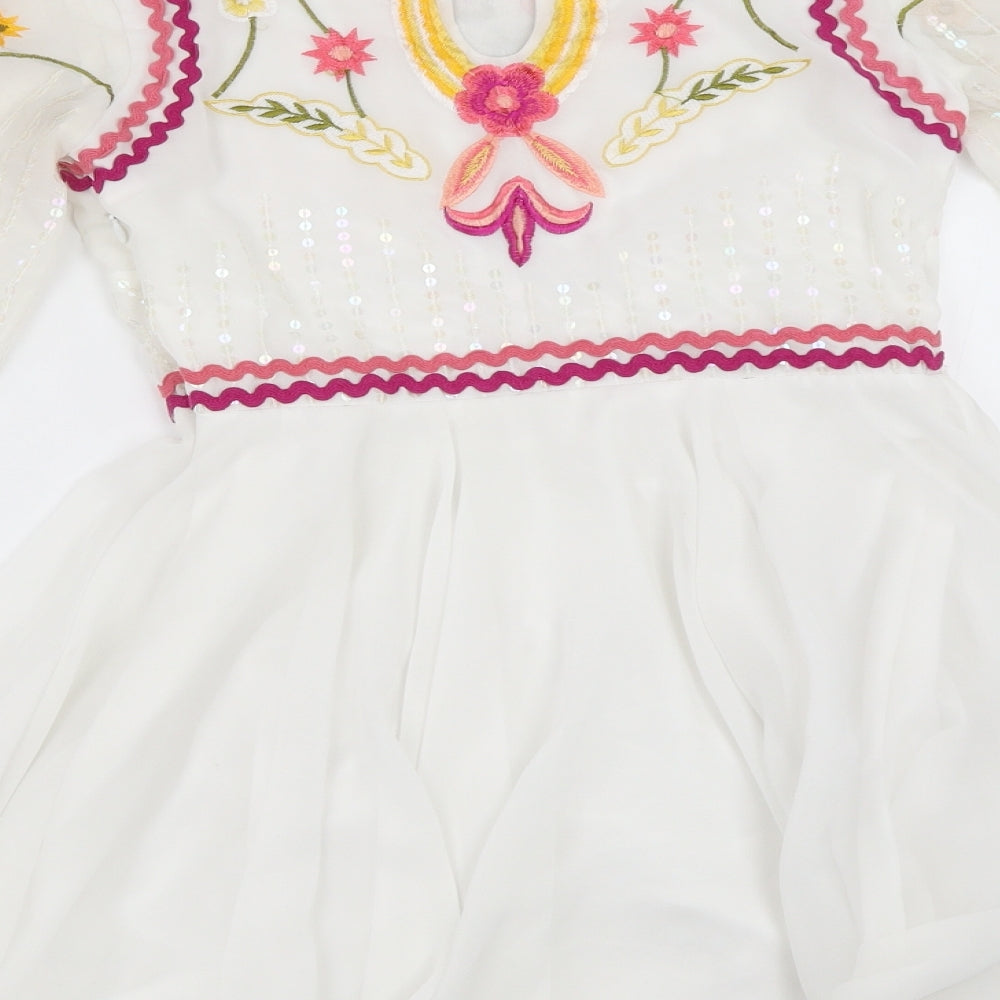 Frock and Frill Womens White   Fit & Flare  Size 6