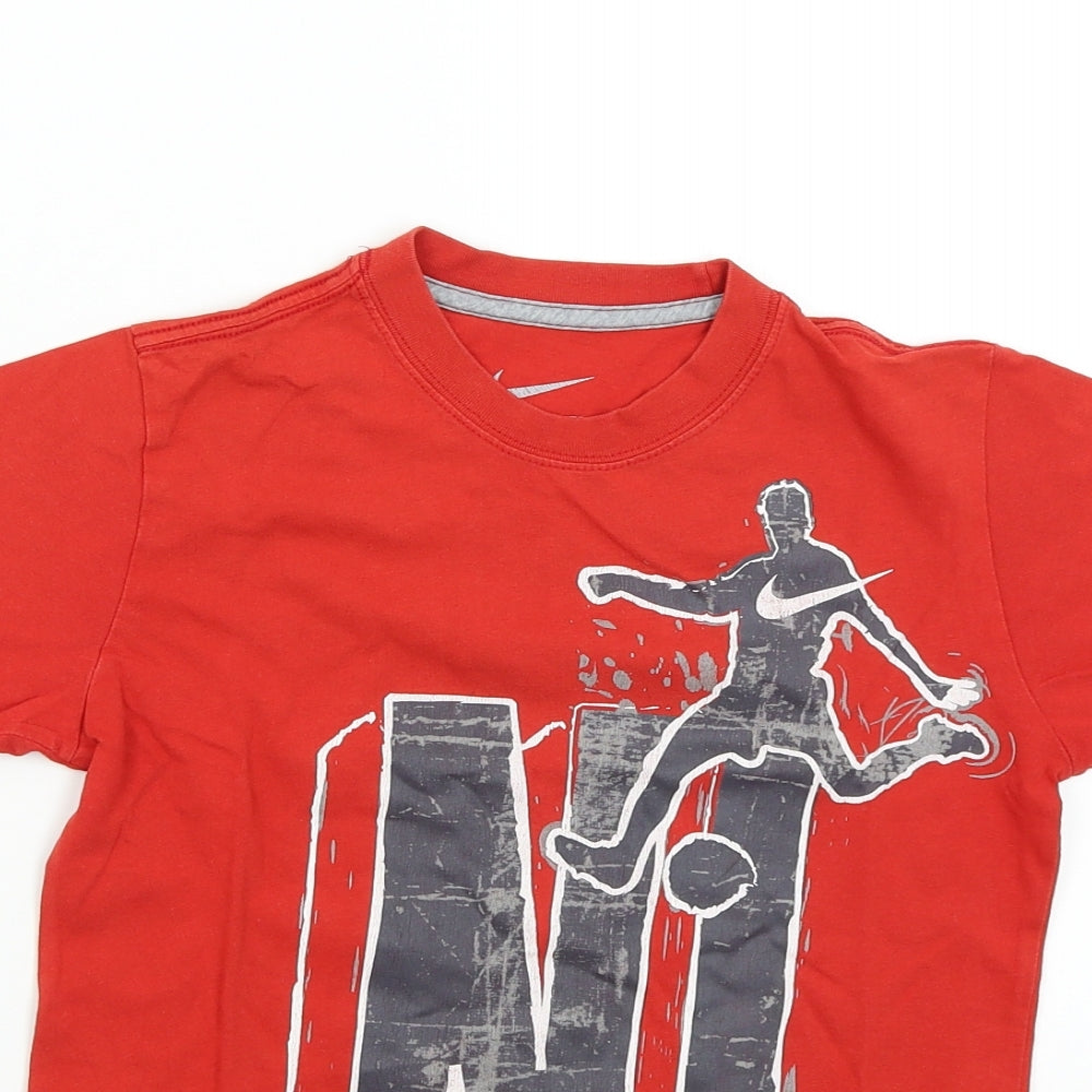 Nike Boys Red   Basic T-Shirt Size 8-9 Years  - Football