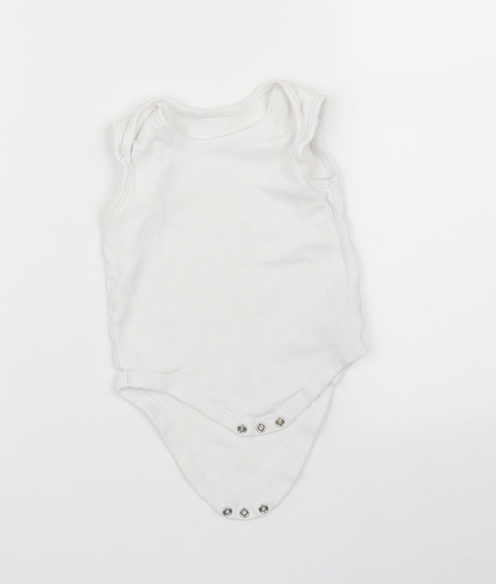 Primark Baby White   Babygrow One-Piece Size 12-18 Months