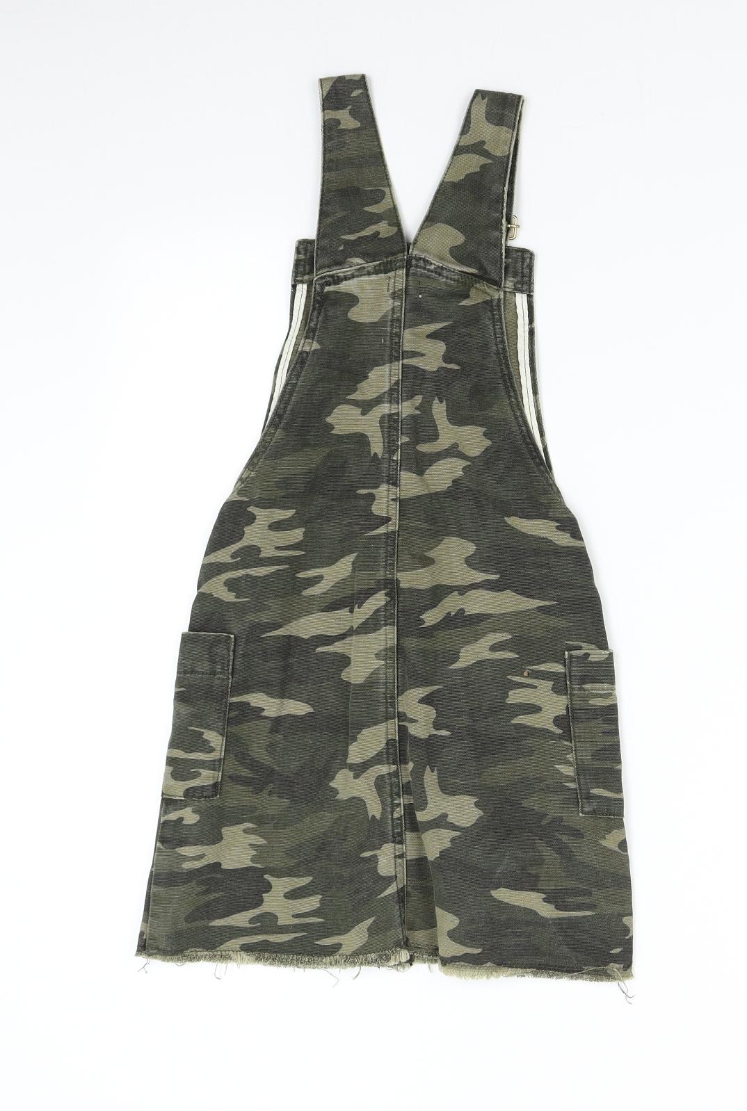 River Island Girls Green Camouflage Denim Pinafore/Dungaree Dress  Size 9 Years