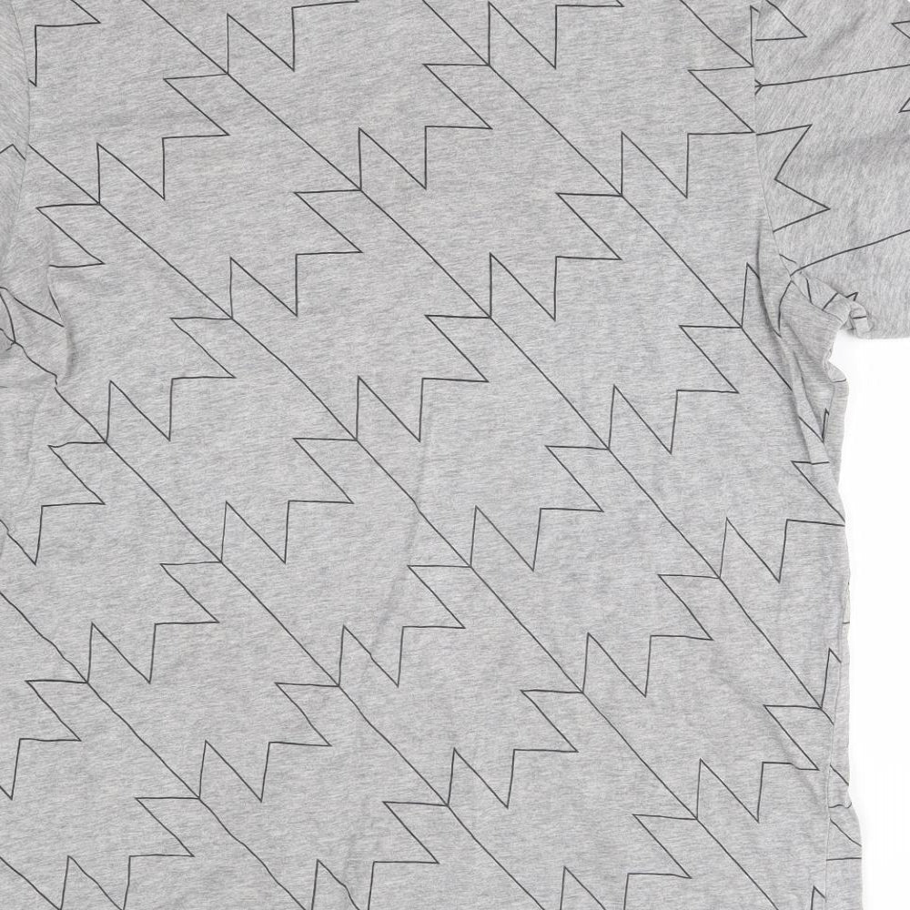 adidas Mens Grey    T-Shirt Size L