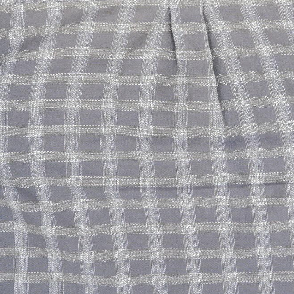 TOG 24 Mens Blue Plaid   Button-Up Size M  -