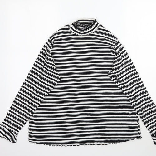 Marks and Spencer Womens Multicoloured Striped  Basic T-Shirt Size 24  - Lettuce hem