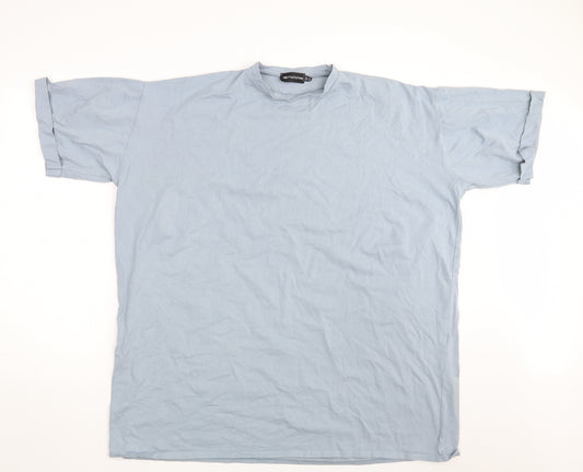 Front view of PRETTYLITTLETHING women’s blue basic t-shirt, size UK 10