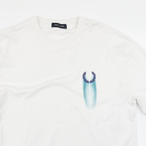 Fred Perry Mens White    T-Shirt Size M