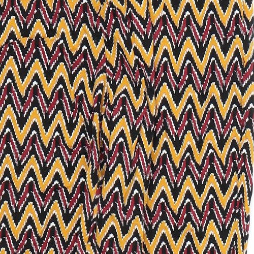 Papaya Womens Yellow Striped  Capri Trousers Size 12 L25 in