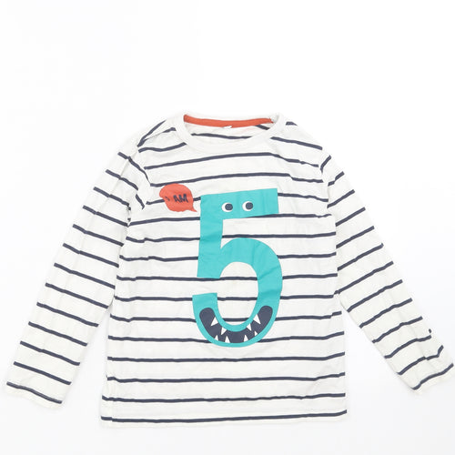 Marks and Spencer Boys White Striped  Basic T-Shirt Size 5 Years  - i am 5
