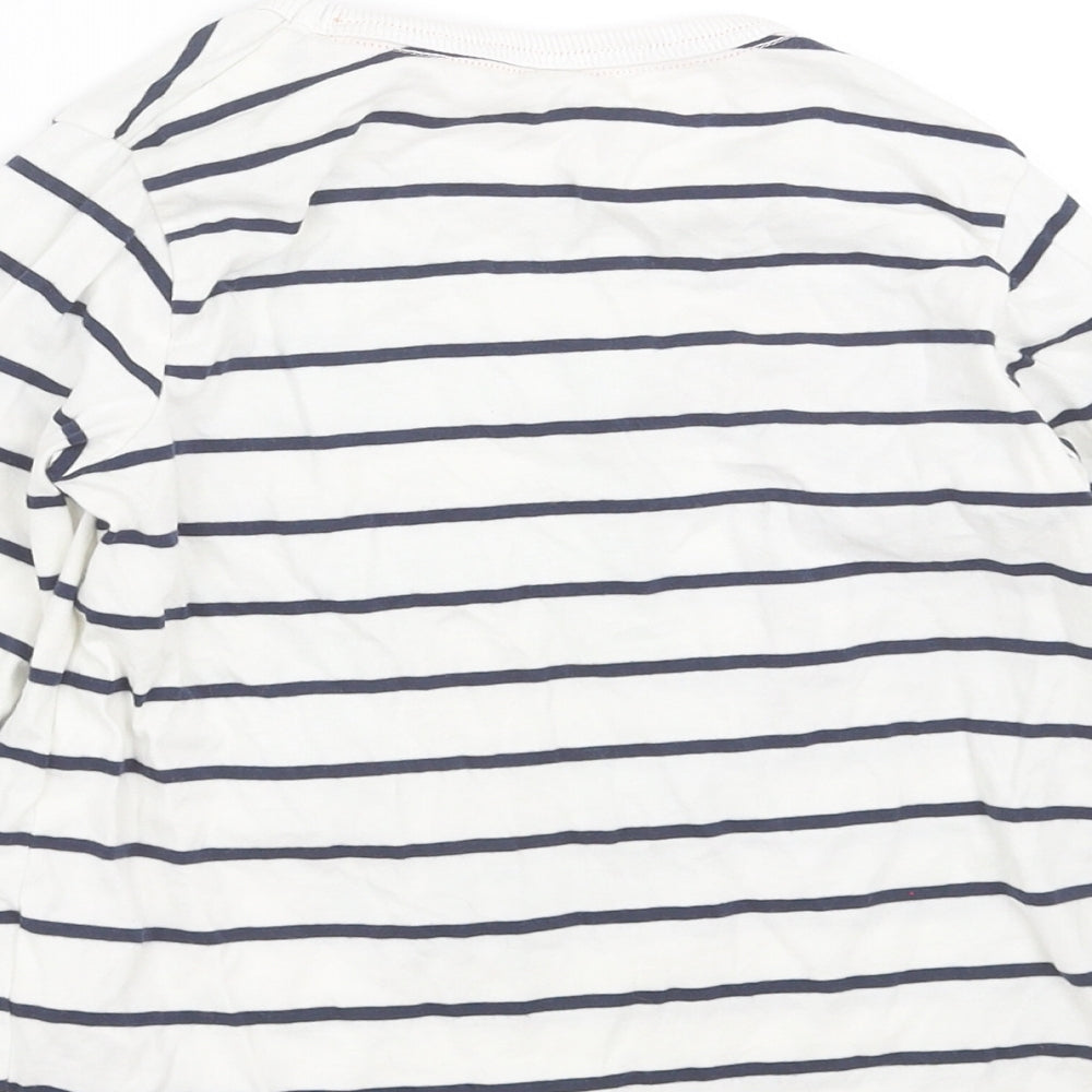Marks and Spencer Boys White Striped  Basic T-Shirt Size 5 Years  - i am 5