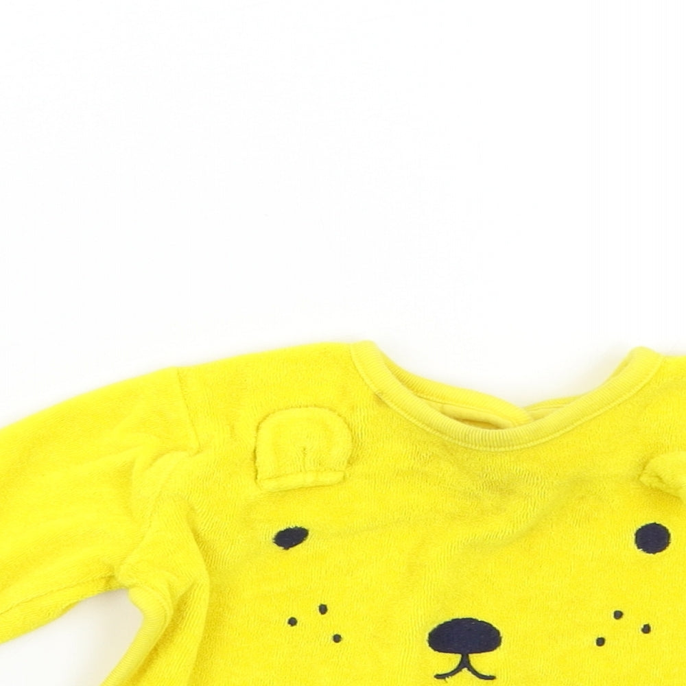 M&S Baby Yellow   Basic T-Shirt One Size  - Bib with sleeves