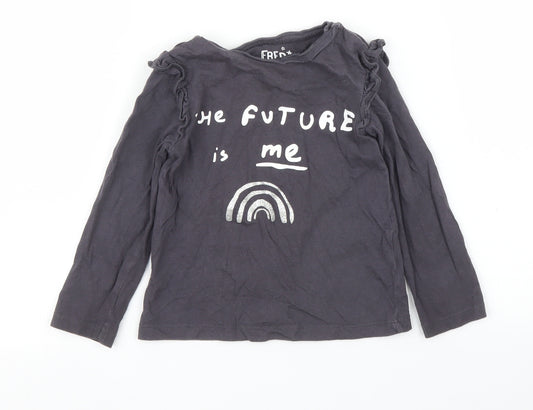 Front view of F&F girls’ grey basic t-shirt, size 12-18, months