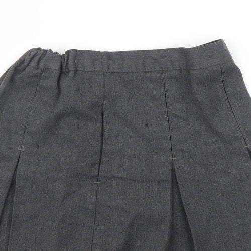 M&S Girls Grey   Pleated Skirt Size 7 Years