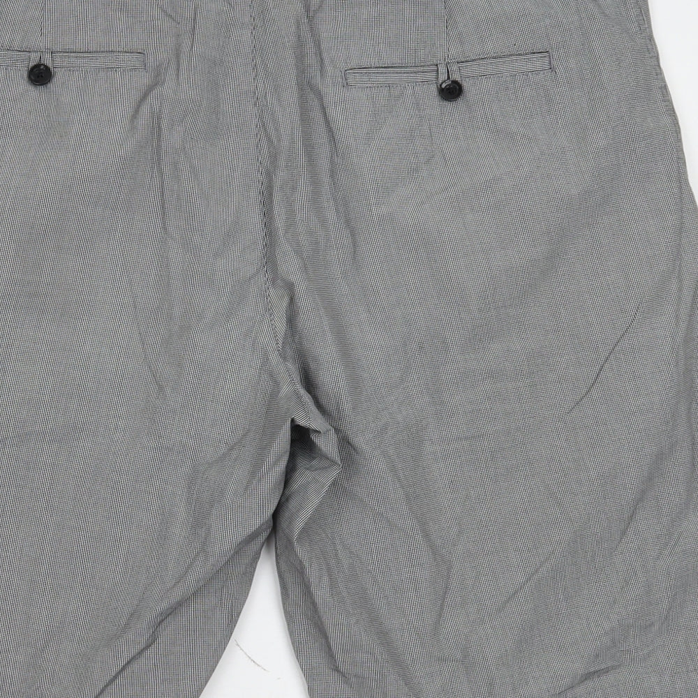 Marks and Spencer Mens Grey Houndstooth  Chino Shorts Size 38