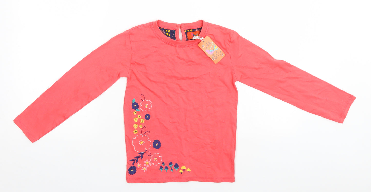 Preworn Girls Pink   Basic T-Shirt Size 5-6 Years  - Wild at Heart