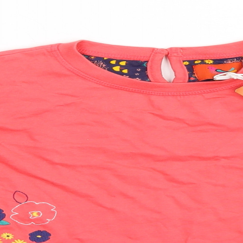 Preworn Girls Pink   Basic T-Shirt Size 5-6 Years  - Wild at Heart