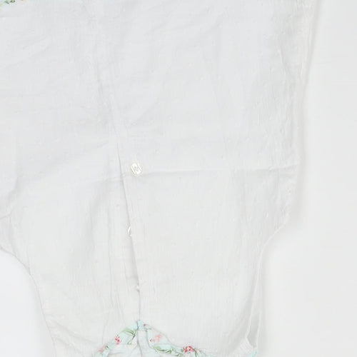 Mini Club Girls White Floral  Basic T-Shirt Size 4-5 Years