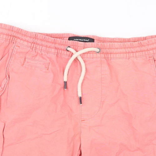 Cedar Wood State Mens Pink   Cargo Shorts Size 30 in