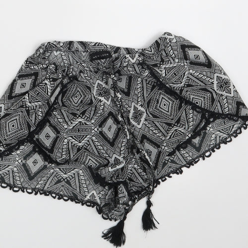 New Look Womens Black Argyle/Diamond  Hot Pants Shorts Size S