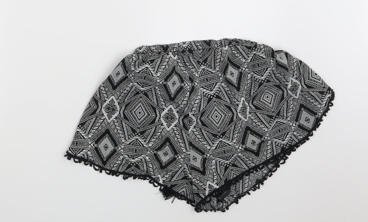 New Look Womens Black Argyle/Diamond  Hot Pants Shorts Size S
