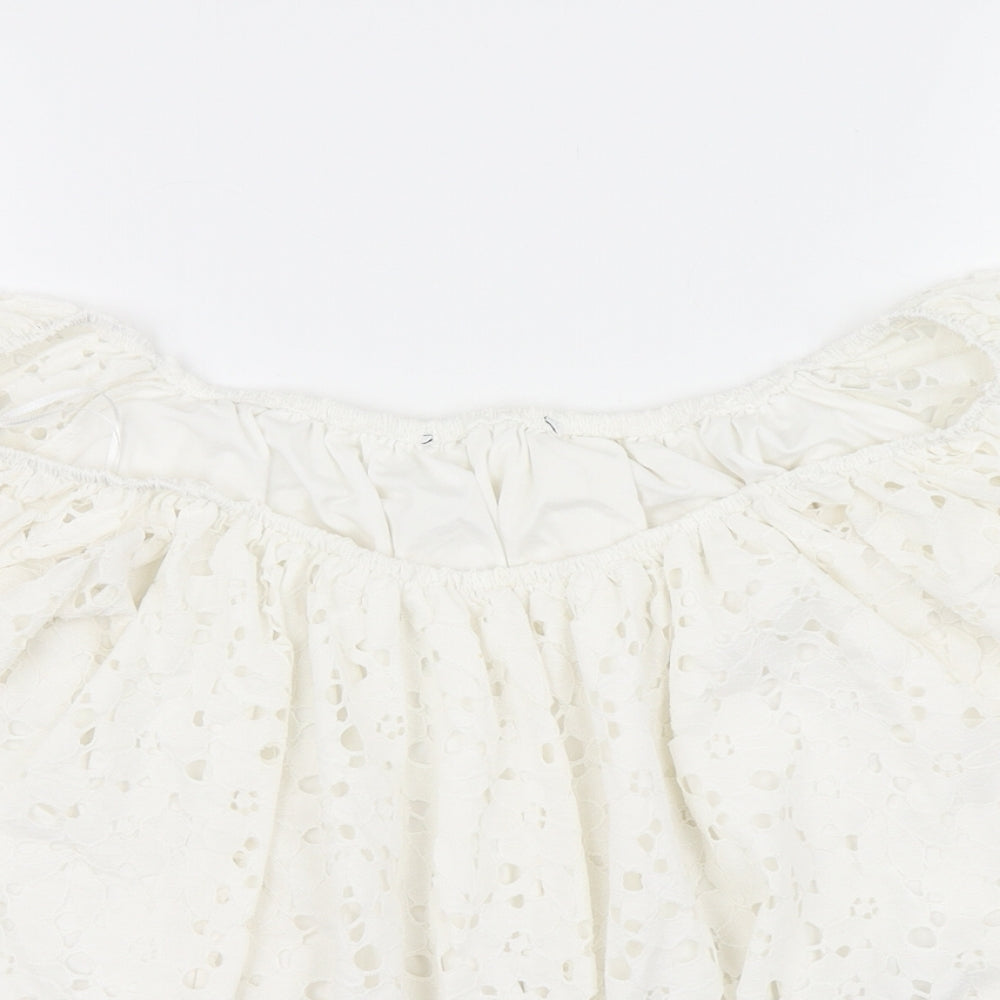 V Womens White   Basic Blouse Size 18