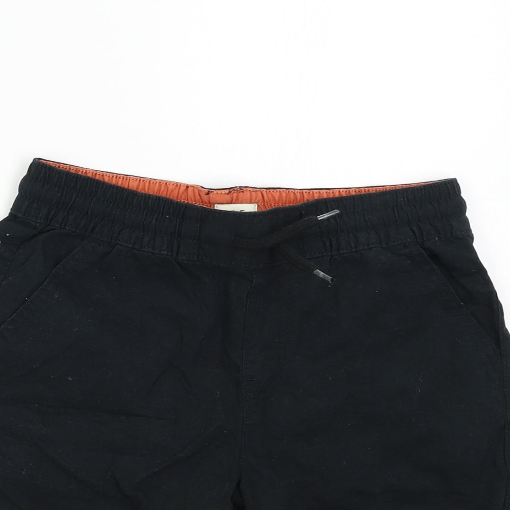 F&F Boys Black   Bermuda Shorts Size 8-9 Years