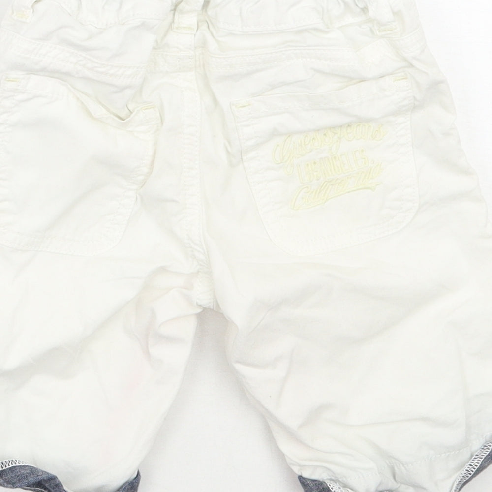 GUESS Boys White   Chino Shorts Size 4 Years