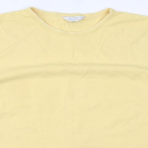Casual Club Womens Yellow   Basic T-Shirt Size M