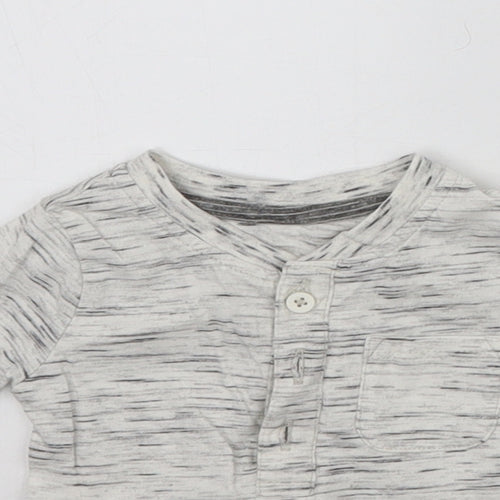 George Baby Grey   Pullover T-Shirt Size 0-3 Months