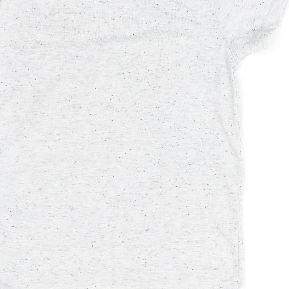 Primark Boys Grey   Basic T-Shirt Size 7-8 Years  - Brooklyn Vibe