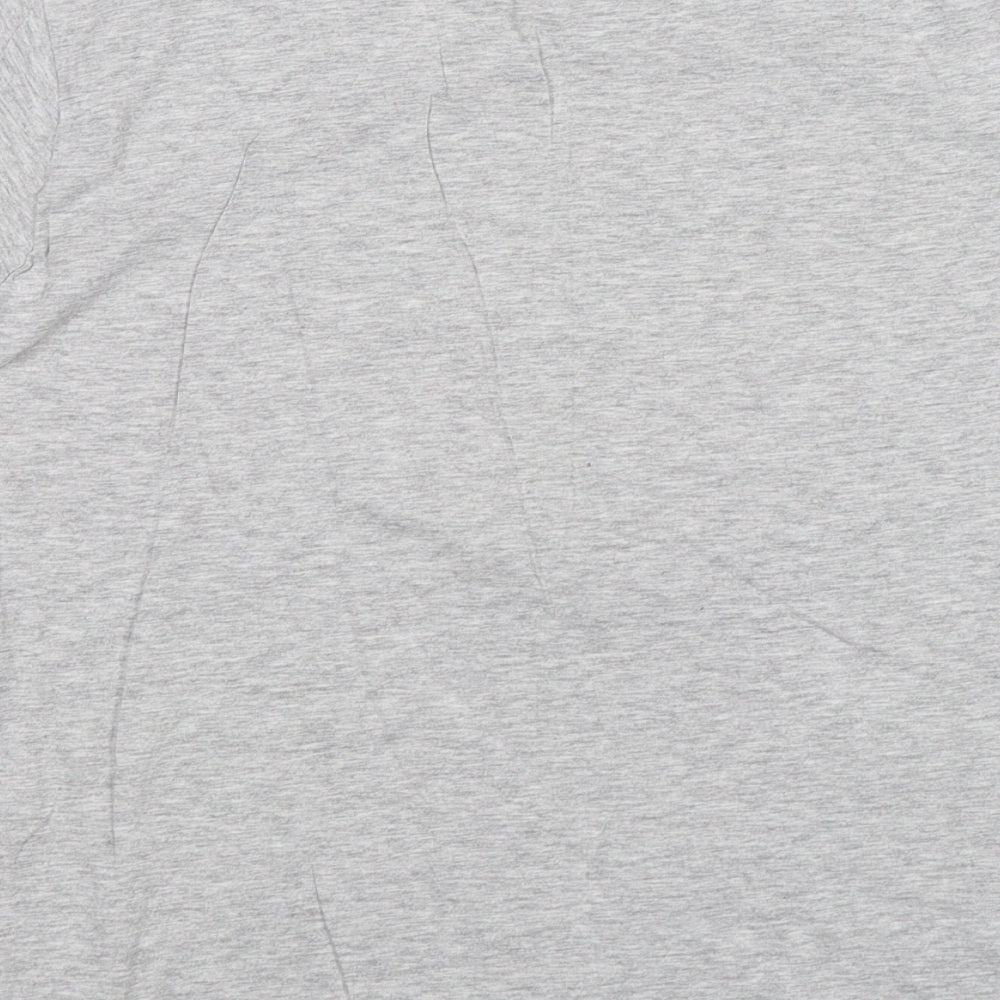 Cedar Wood State Mens Grey    T-Shirt Size M  - Minions Christmas
