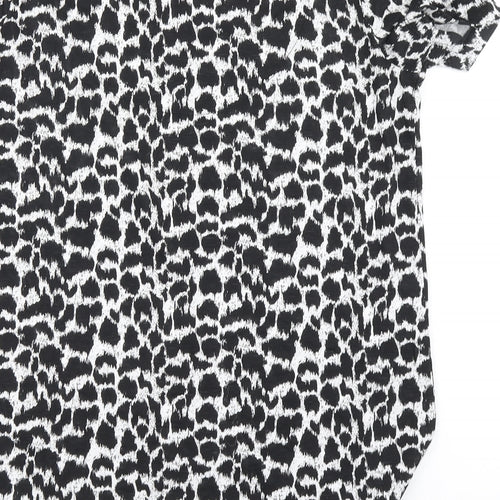 Nutmeg Womens Black Animal Print  Basic T-Shirt Size 8