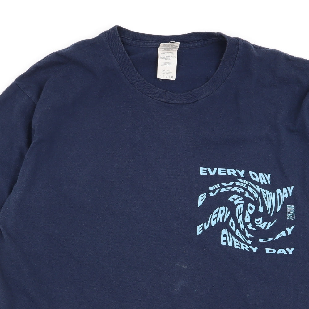 Gildan Mens Blue    T-Shirt Size L