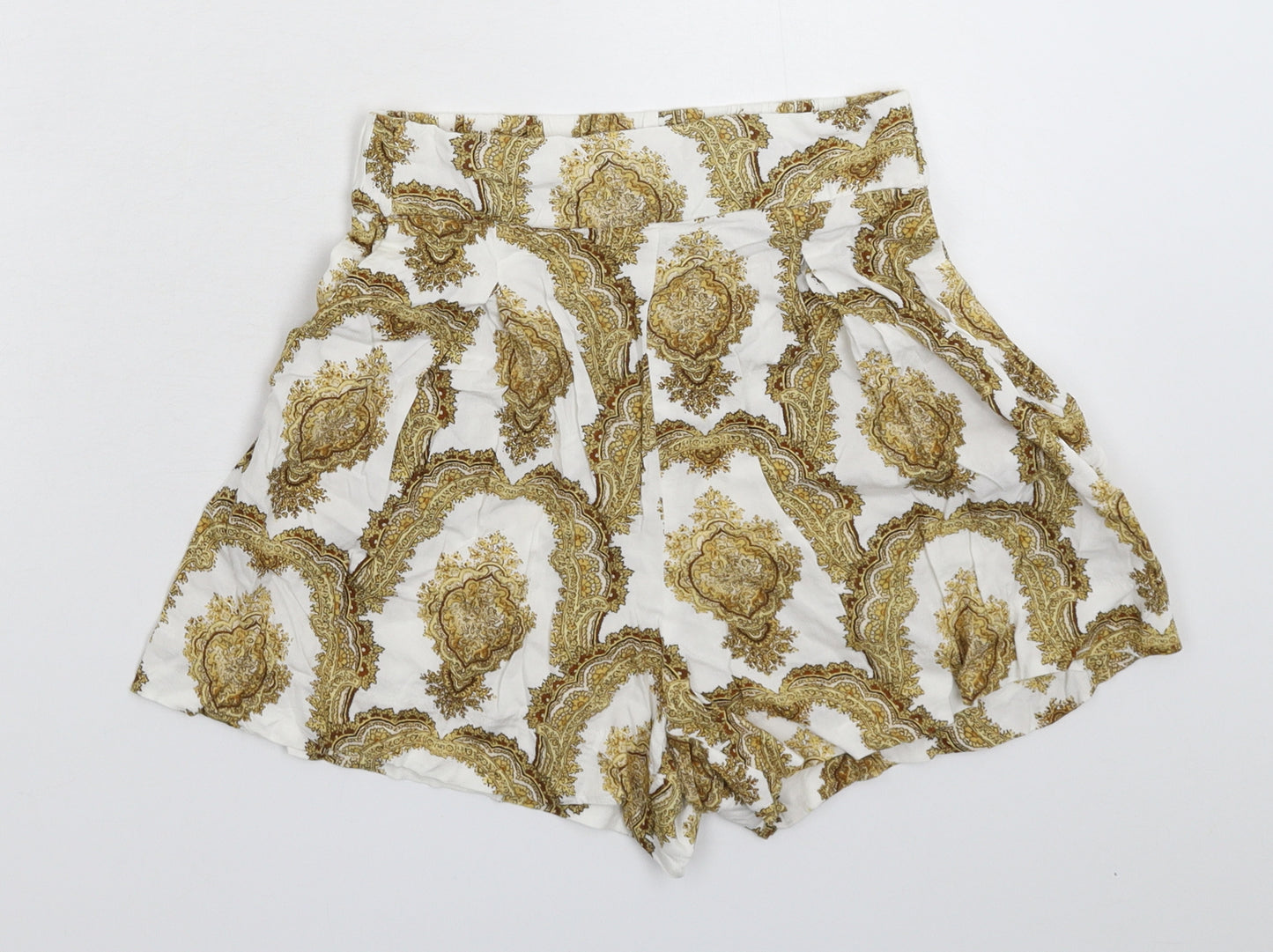 H&M Womens White   Hot Pants Shorts Size 6