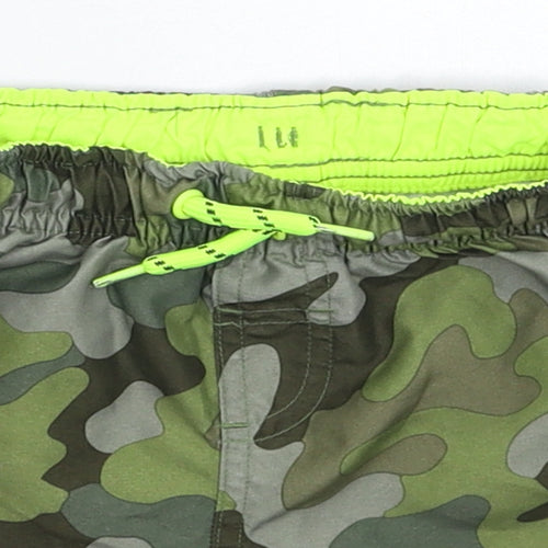 Nutmeg Boys Multicoloured Camouflage  Bermuda Shorts Size 3-4 Years