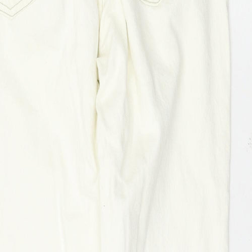 Preworn Womens White   Straight Jeans Size 28 L32 in