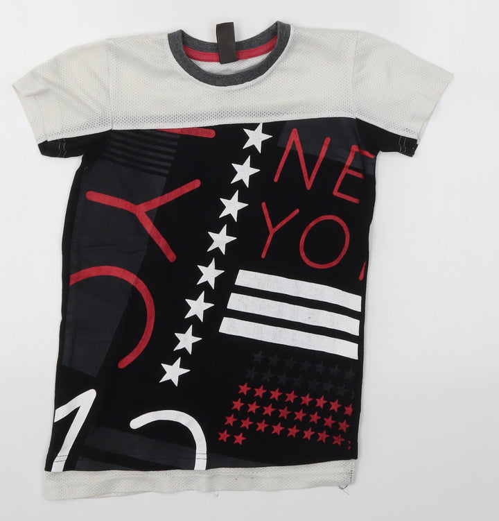URBAN OUTLAWS Boys Multicoloured   Basic T-Shirt Size 7-8 Years
