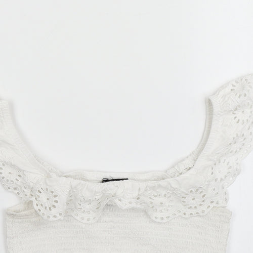915 Generation Girls White   Cropped T-Shirt Size 13 Years