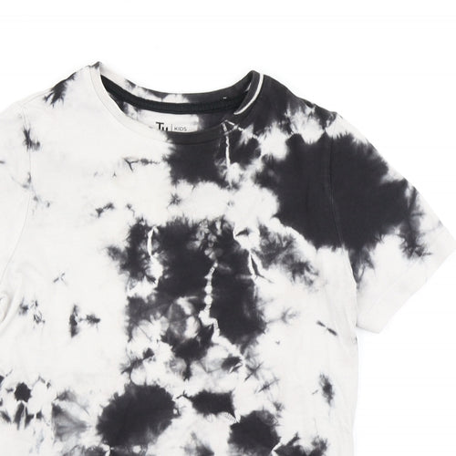 TU Boys White   Basic T-Shirt Size 7 Years  - Tie Dye
