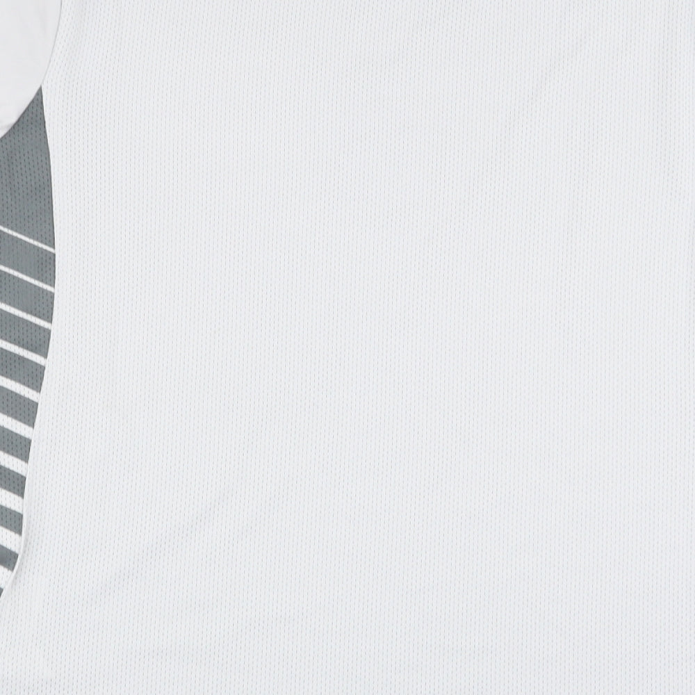 Under armour Boys Grey   Basic T-Shirt Size XL