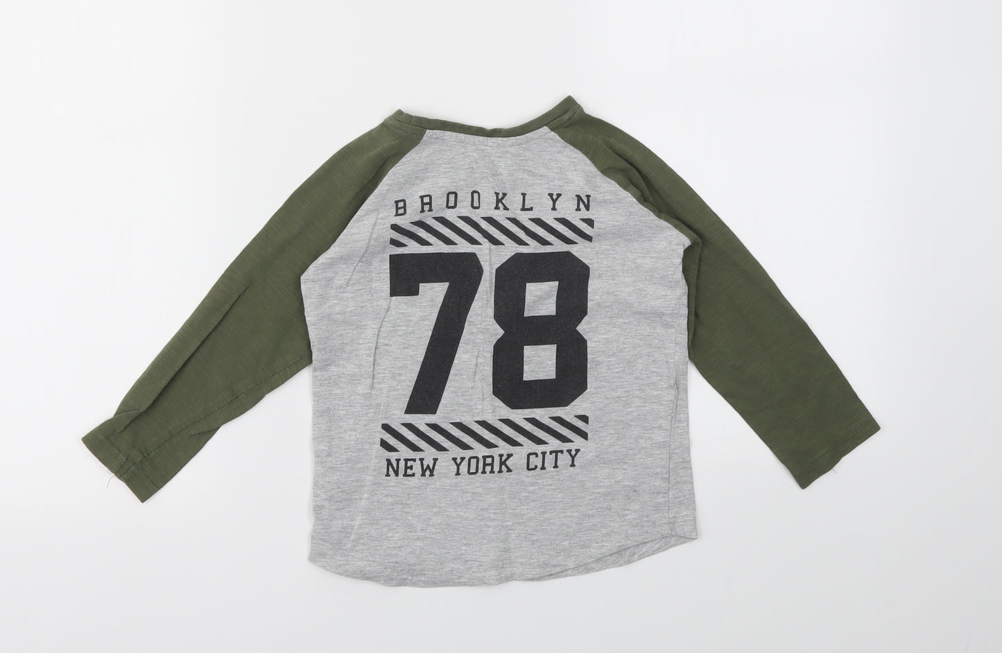 Primark Boys Ivory   Basic T-Shirt Size 4-5 Years