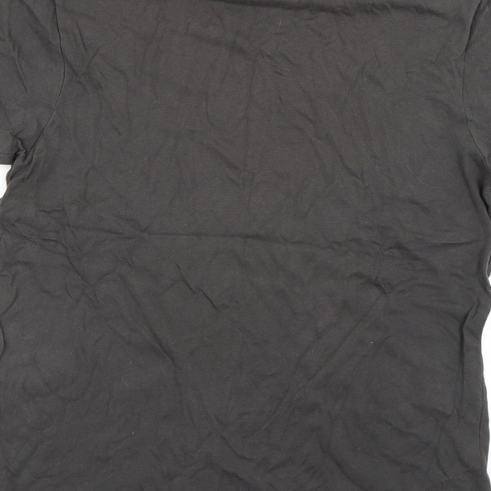 Preworn Mens Grey    T-Shirt Size M