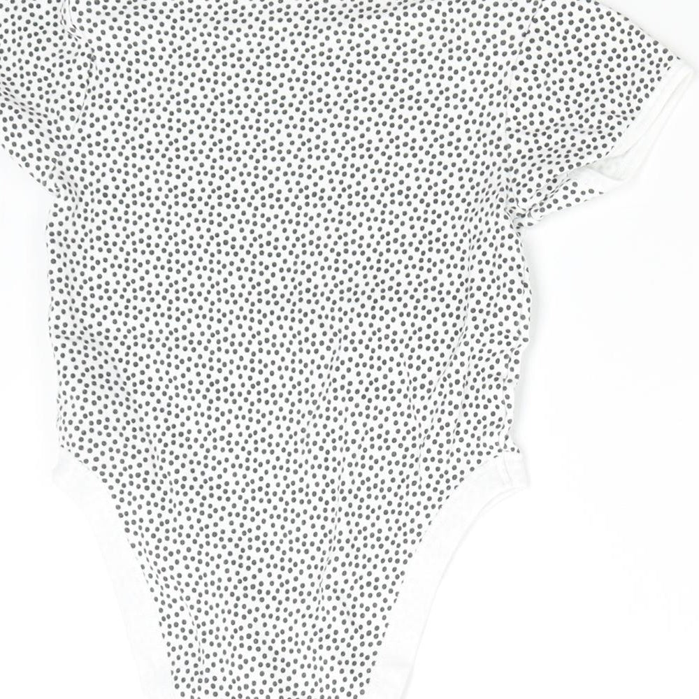 Primark Baby White Polka Dot  Babygrow One-Piece Size 24 Months