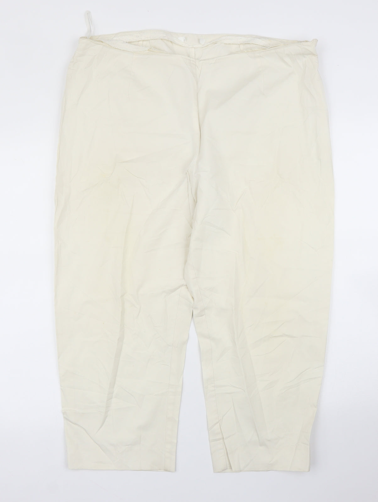 Preworn Womens Ivory   Pedal Pusher Trousers Size 38 in L22 in