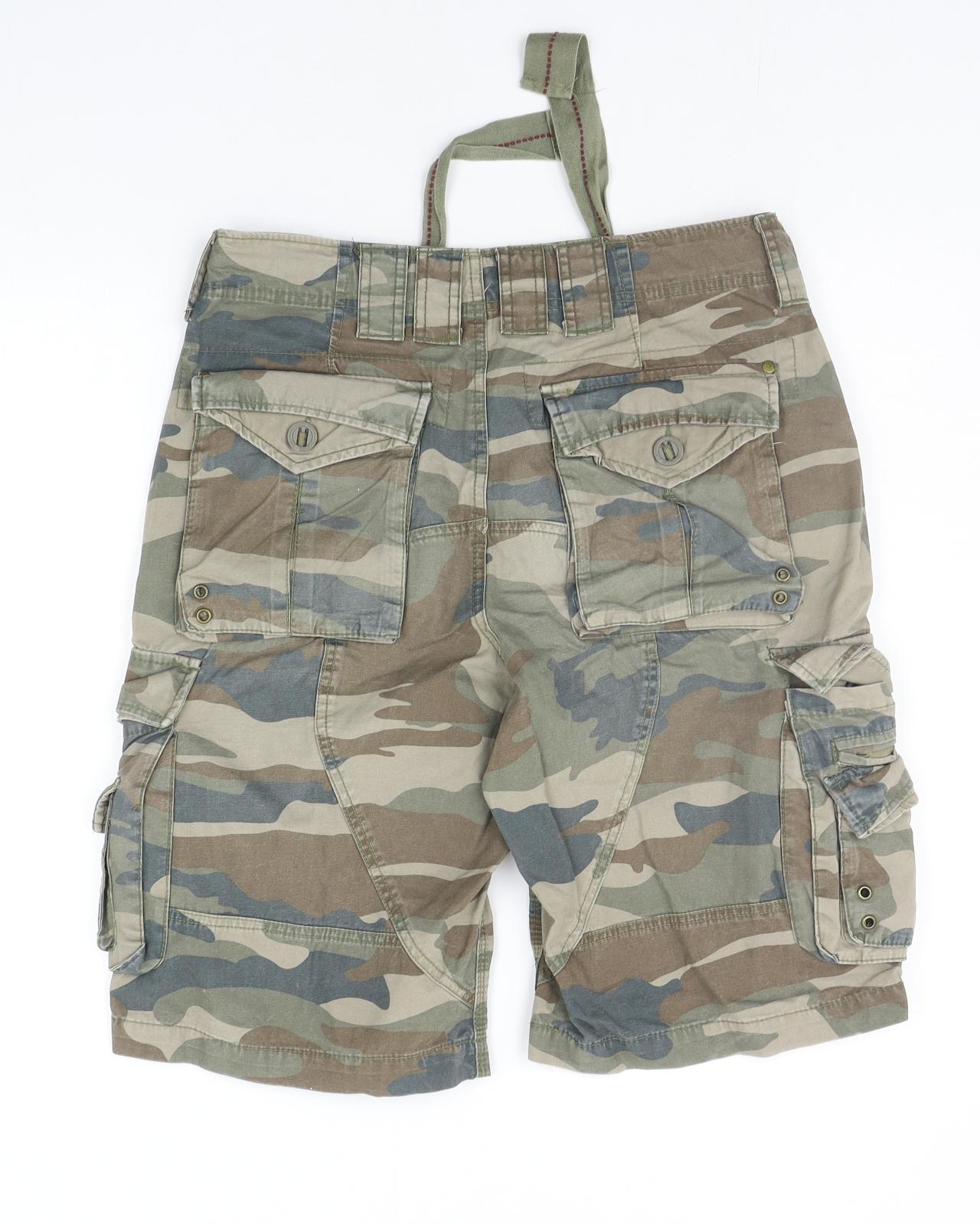 Cherokee Mens Green Camouflage  Cargo Shorts Size 30 in