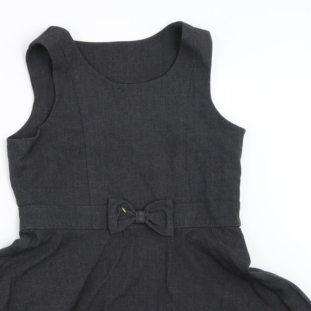 Matalan Girls Grey   Pinafore/Dungaree Dress  Size 7 Years  - school dress