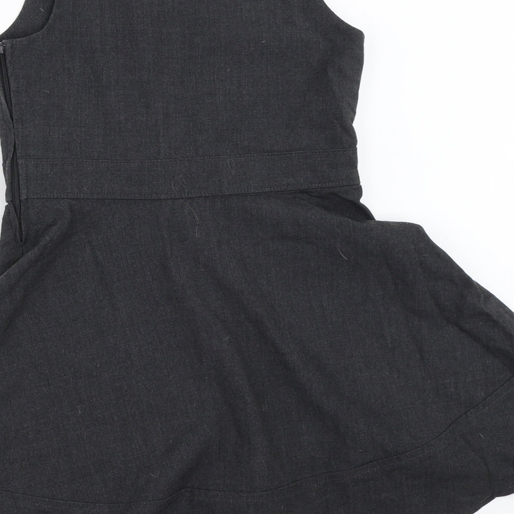 Matalan Girls Grey   Pinafore/Dungaree Dress  Size 7 Years  - school dress