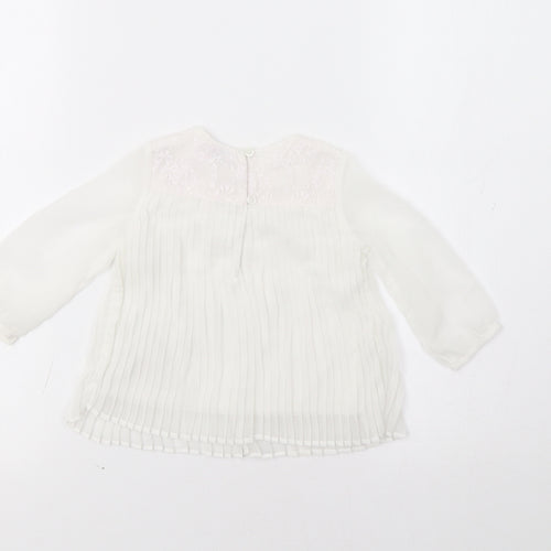FC&F Baby White   Basic Blouse Size 3-6 Months
